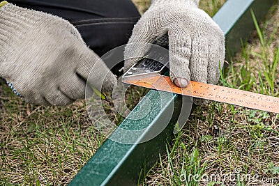 Male joiner measuring Stock Photo