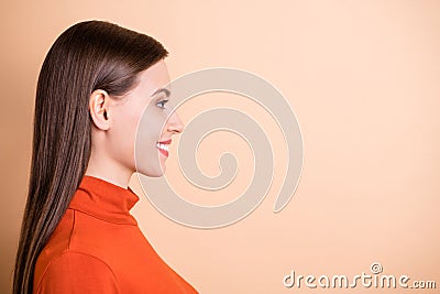 Close-up profile side view portrait of her she nice-looking attractive lovely cheerful cheery experienced straight Stock Photo