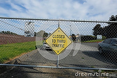 `Closed to thru traffic` sign on a street Editorial Stock Photo