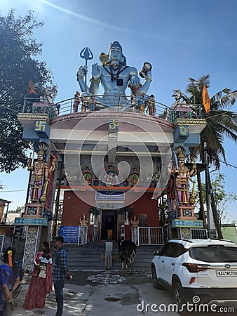 Closeup of beautiful Jodi Veerabhadra Swamy Temple and Shivakumara Swamiji, Jagadguru Veera Gangadhara Rajadeshi Kendra Swamiji Editorial Stock Photo