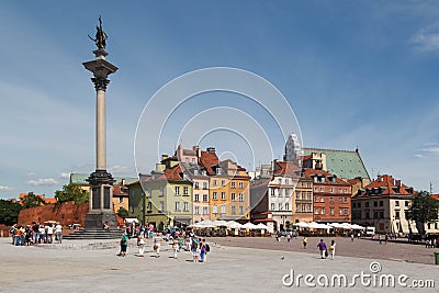 Closeup view of a Sigismund column and the historical buildings in royal castle square, Warsaw Editorial Stock Photo
