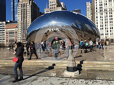 Cloud Gate The Bean" in Millenium Park, Chicago, IL Editorial Stock Photo