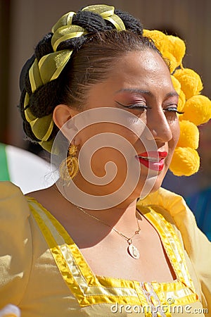 Colombian woman in traditional costume dance Editorial Stock Photo