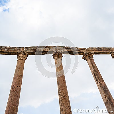 Columns on A cardo maximus road in Jerash town Stock Photo