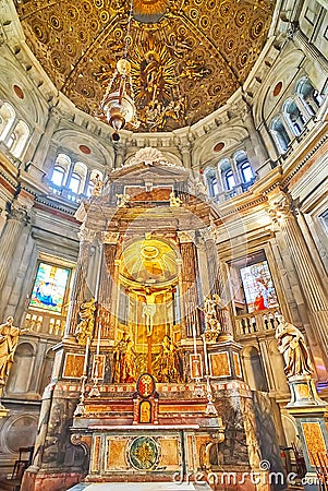 Altar of Crucifix, Santa Maria Assunta Cathedral, on March 20 in Como, Italy Editorial Stock Photo