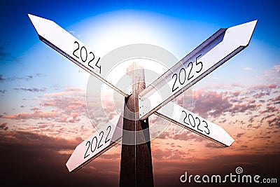 2022, 2023, 2024, 2025 concept - signpost with four arrows Stock Photo