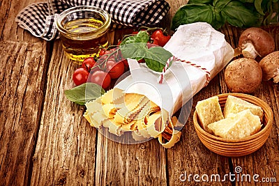 Cooking Italian pasta in a rustic kitchen Stock Photo