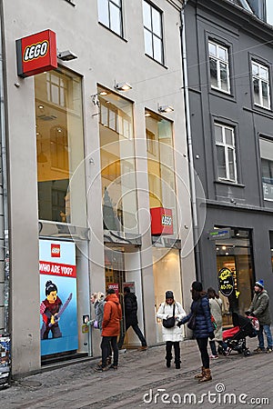 LEGO SHOPPERS IN LEGO STORE IN COPENHAGEN DENMARK Editorial Stock Photo