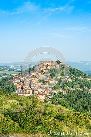 Cordes-sur-Ciel, France from eastern viewpoint Stock Photo