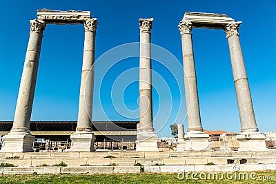 Corinthian columns at the ancient Agora site in Izmir, Turkey Stock Photo