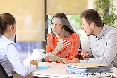 Couple arguing in a marriage consultory Stock Photo