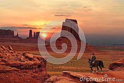 A cowboy on a horse at sunset in Monument Valley Tribal Park in Utah-Arizona border, USA Stock Photo