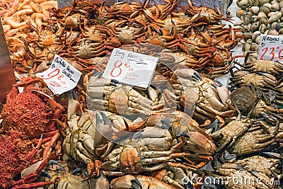 Crabs and other crustaceans for sale Stock Photo