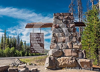 Crater Lake North Entry Sign Editorial Stock Photo