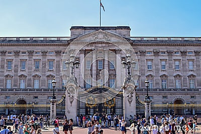 Crowded Buckingham Palace Facade in London on a Sunny Summer Day Editorial Stock Photo