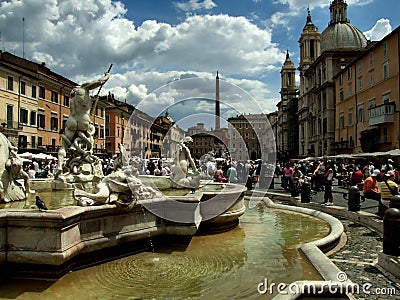 Crowds and fountain in Rome Editorial Stock Photo