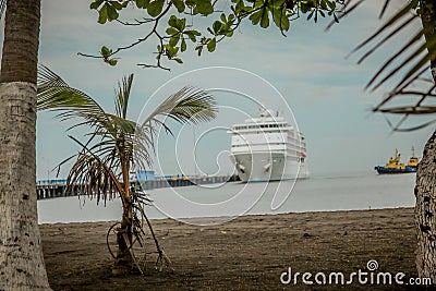 Crucero en Costa Rica, Puntarenas en plena cuarentena Editorial Stock Photo