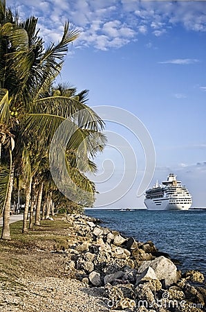 Cruise ship leaving port Stock Photo