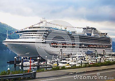 Cruise ship waits for passengers at Whittier in Alaska Stock Photo