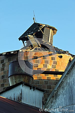 Crumbling barn Stock Photo