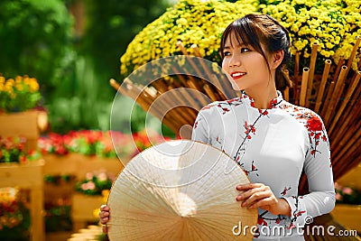 Culture Asia. Asian Woman In Traditional Dress ( Clothes ), Conical Hat Stock Photo