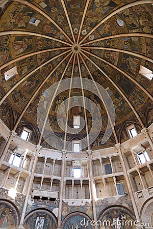 The cupola of the Baptistery of Parma (Battistero di Parma Stock Photo