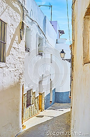 The curved alleys in Pueblo Blanco, Arcos, Spain Stock Photo