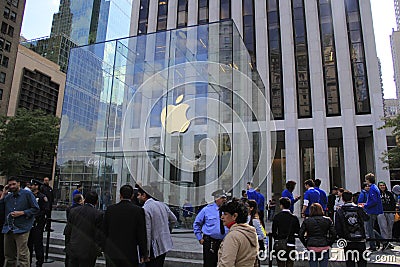 Customers line up outside of the Apple Store on Fifth Avenue to buy the new iPhone 6 Editorial Stock Photo