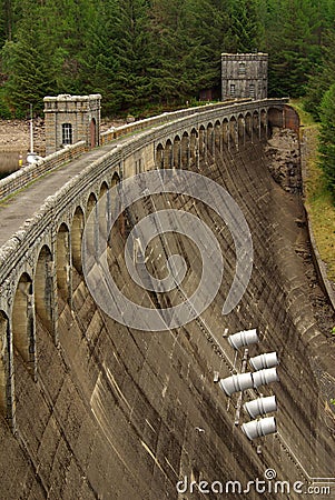 The dam at Lake Laggan, Scotland Stock Photo