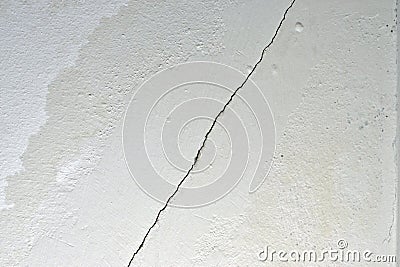 Damp wall cracks and water leaks. Crack and split wall Stock Photo