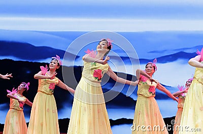 Dance - forever yangtze river detachment Editorial Stock Photo