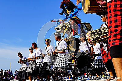 Solid dance teamwork carrying giant sculpture dance together. Editorial Stock Photo