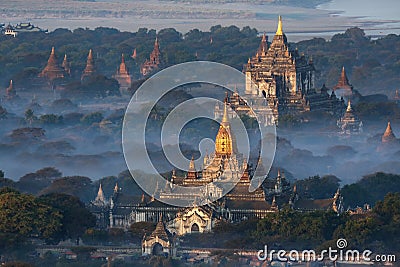 Dawn over the temples of Bagan - Myanmar Stock Photo