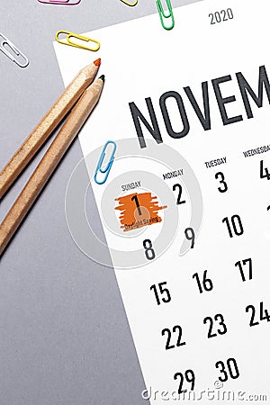 Daylight saving day marked on November 2020 calendar Stock Photo
