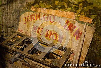 Antique Jericho Mission Inn sign decayed Editorial Stock Photo