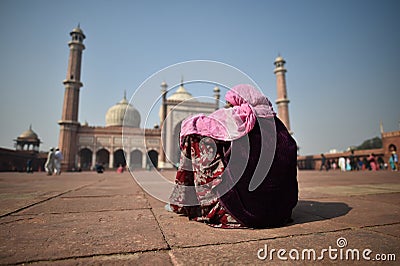 Delhi, India, November 24, 2017: A hindu woman wearing traditional Editorial Stock Photo