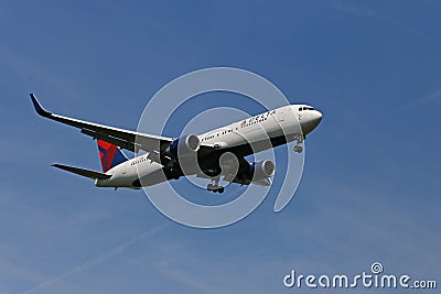 Delta Air Lines Boeing 767-300 landing Editorial Stock Photo