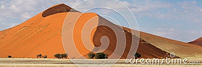 Desert dune panorama, Sossusvlei, Namibia Stock Photo