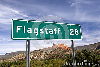 A destination sign showing the way to Flagstaff Arizona Stock Photo