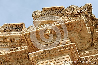 Details of Arch of Hadrian, triumphal arch in Jerash, Jordan Stock Photo