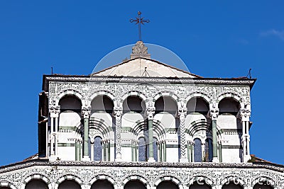 Details of the facade of the San Martino Cathedral in Lucca Stock Photo