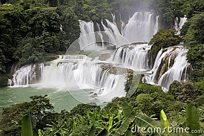 Detian Waterfalls in China, also known as Ban Gioc in Vietnam Stock Photo