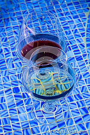 verre a vin flottant