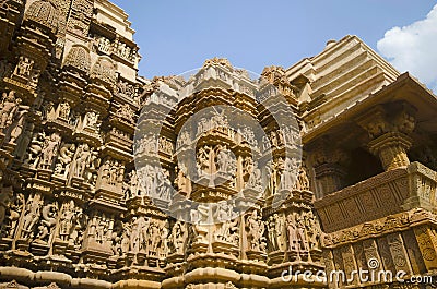 DEVI JAGDAMBA TEMPLE, South Wall - Sculptures, Western Group, Khajuraho, Madhya Pradesh, UNESCO World Heritage Site Stock Photo