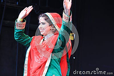 Dewali festival, London, UK. 16th October, 2016. The Mayor of London Festival Of Dewali performers and scenes at Trafalgar Square Editorial Stock Photo