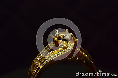 Diamond ring Is a wedding ring Luxurious and expensive Laid on the ground Stock Photo