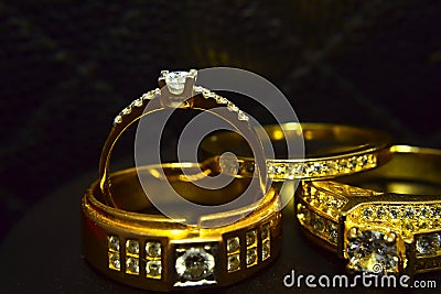 Diamond ring Is a wedding ring Luxurious and expensive Laid on the ground Stock Photo