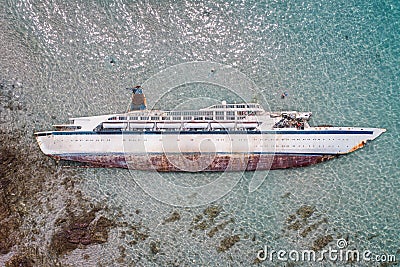 Diving team from insurance company check the crash boat Stock Photo