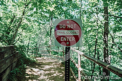 Do Not Enter - Trail Closed sign. Taken in Minneopa State Park in Mankato Minnesota Stock Photo
