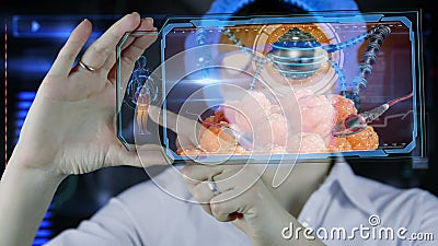 Docteur avec le comprimé futuriste d'écran de hud Ovule nano de robot à la cellule d'oeufs Concept médical de l'avenir illustration libre de droits Docteur avec le comprimé futuriste d'écran de hud Ovule nano de robot à la cellule d'oeufs Concept médical de l'avenir illustration libre de droits